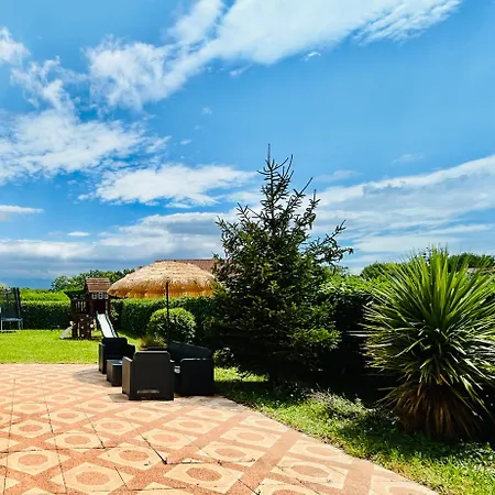 Lejlighed Beausoleil Xl-geneva, Lake, Mountains-full Stay-spa Optional Extra Fee Chens-sur-Leman