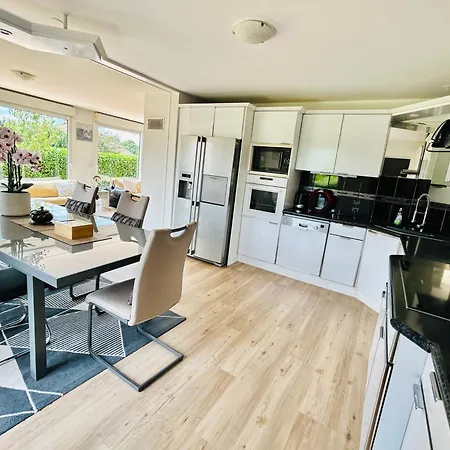 Lejlighed Beausoleil Xl-geneva, Lake, Mountains-full Stay-spa Optional Extra Fee *